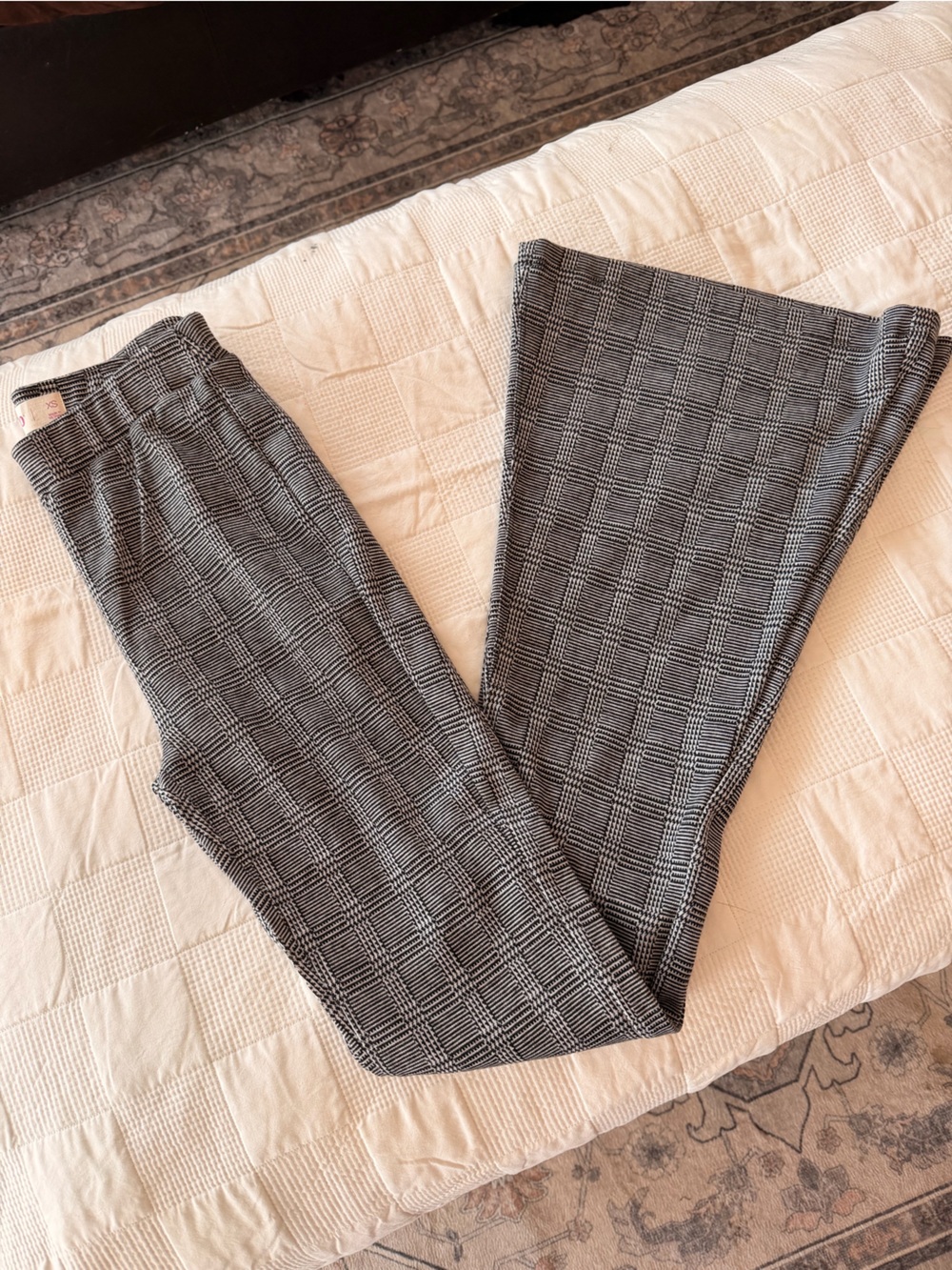 SO Women's Black & White Glen Plaid Boot Cut Pants